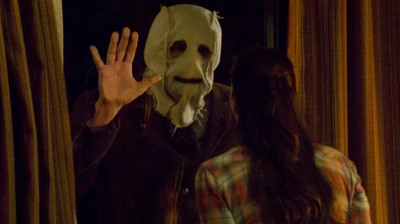 OS ESTRANHOS: CAPITULO 1 @Jewyo