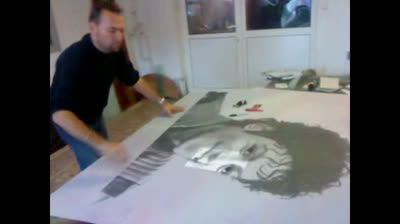 "Resurrection de Michael Jackson" par l'artiste verrier Jean-Hugues Poirette