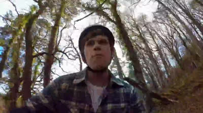 The Lodge: Música y secretos  | T01 | E01 | La chica nueva