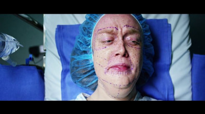 PLASTIK -  Disturbing - Short  Film  -Valerio  Mazzarelo- Erin  Mommsen  Wolff.