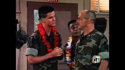 Agli Ordini Papa epi 05 Tutta Colpa Del Football