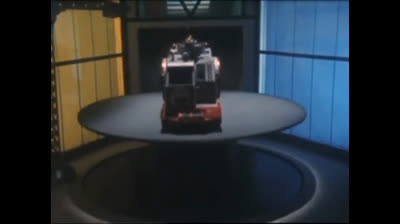 15 Born Free - La strada dei dinosauri