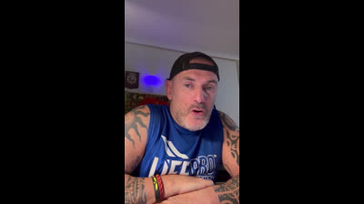 El único español Dani, que defiende a los ciudadanos  y su país a muerte y el único que merece ser presidente de España!