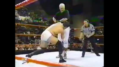 1998.09.05a ✝️ Dustin Runnels vs Lance Diamond ✝️ WWF Shotgun