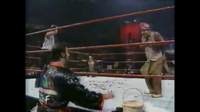 1998.11.07 ⭐ Goldust vs Babu (sub. Tiger Ali Singh) ⭐ WWF Shotgun