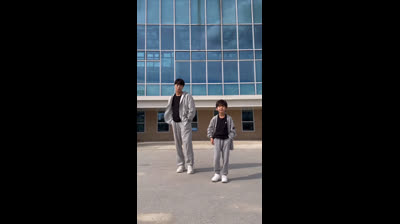 Shuffle dance #티곰 #크록하 #step