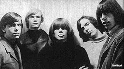 Ugly Ducklings (1966) - She Ain't No Use To Me