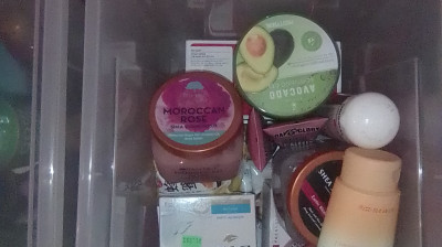 HOW I STAY LOOKING THE WHY I DO.