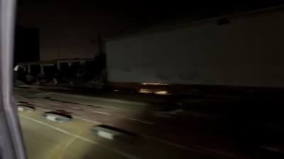 ¡Un verdadero ejemplo de solidaridad!  Grandes Iker y sus compañeros... han hecho lo que ni el comunista, ni vox ni alvise ni pp son capaz de hacer ir a Valencia ayudar !!!