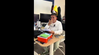 Hay que ser miserables y peligrosos para atacar a Angel    por ayudar a Valencia mucho más que el gobierno ahora le quieren hacer la vida imposible.