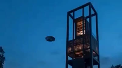 Ovni géant en visite