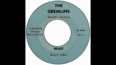 Gremlins (1966) - Wait