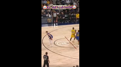 leflop recibe fuerte tapon de un novato