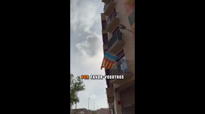 DIFUNDIR  los vecinos de Valencia  ¡Se necesitan manos en la zona de 0! Ya ha finalizado la alerta por lluvias.