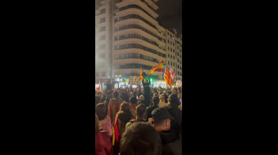Imágenes de la manifestación en Valencia contra los políticos que han abandonado al pueblo en la catástrofe de la gota fría