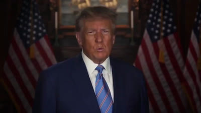 Donald Trump: “Les pido a Putin y Zelensky que se reúnan conmigo y resuelvan esta terrible guerra entre Rusia y Ucrania. Nunca hemos estado más cerca de una Tercera Guerra Mundial nuclear de lo que estamos ahora. Debemos detener y prevenir la Tercera Guer