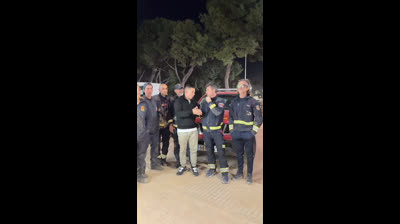 Esto tiene que saberlo toda España. Es ¡INHUMANO! hay que descargar el lodo en la puerta de edificios oficiales.